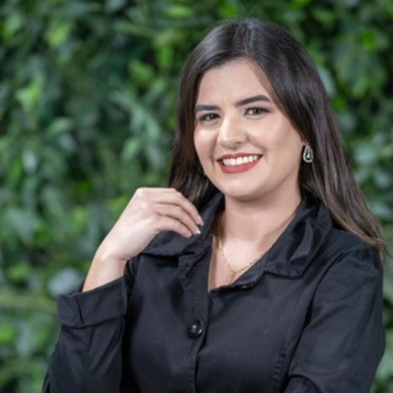 Retrato profissional de Ketlin Arandt da Silva.